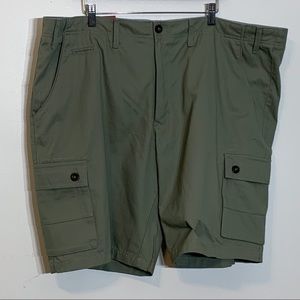 NWT Merona‎ olive green button pocket cargo shorts